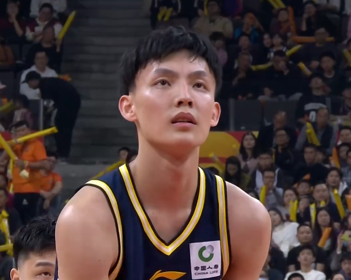 世界杯手机直播客户端安装-广东3消息！徐杰伤情更新，杜锋遭外援指控，朱芳雨引援目标曝光