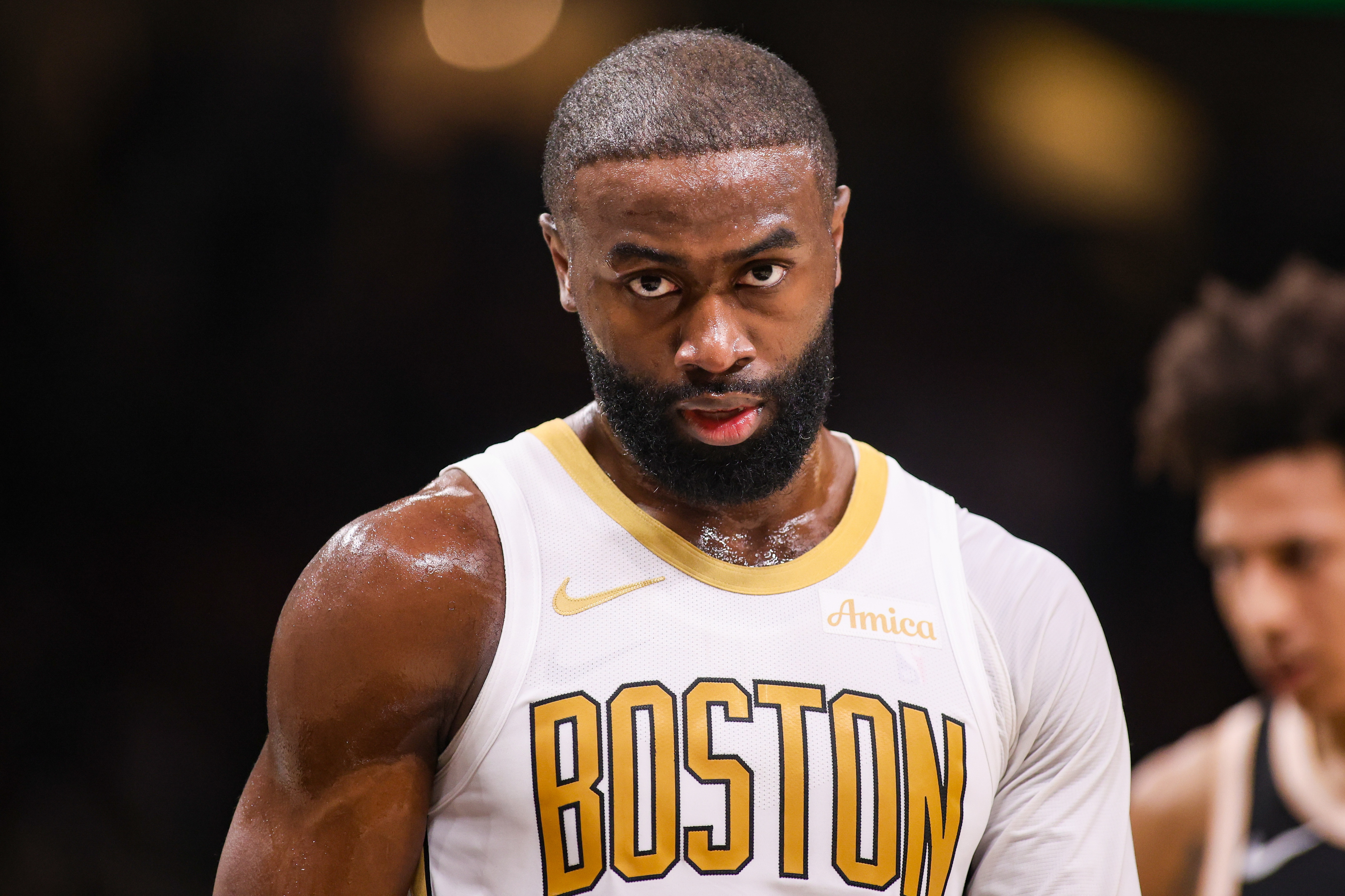 世界杯手机直播客户端安装-如何定义造犯规？杰伦·布朗：夸大身体接触 故意装成被犯规